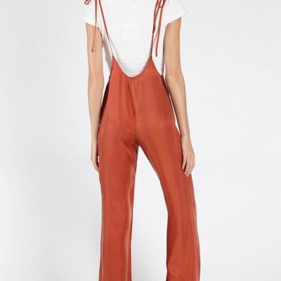 💛 Spaghetti Strap Olive Overalls - Picture 3 of 6